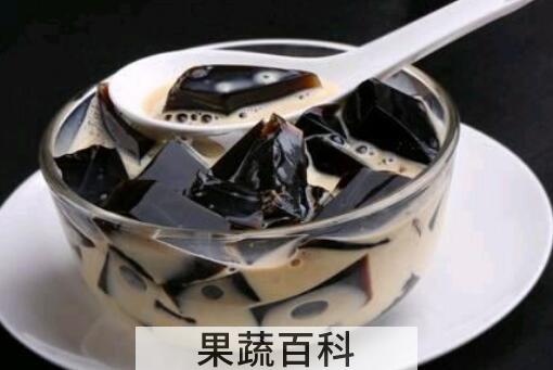 烧仙草和龟苓膏的区别 吃烧仙草的好处