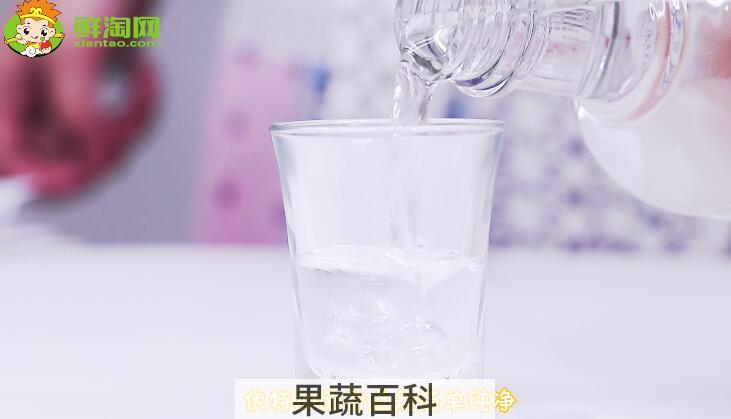 绝对伏特加兑雪碧比例