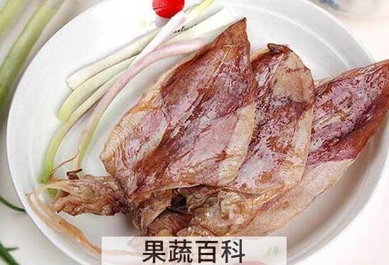 干鱿鱼怎么泡发 干鱿鱼的正确制作方法