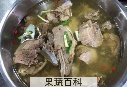 鹅肉汤怎么做 喝鹅肉汤的好处与坏处