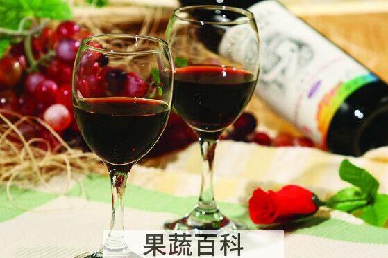 干红葡萄酒的功效与作用 喝葡萄酒的好处