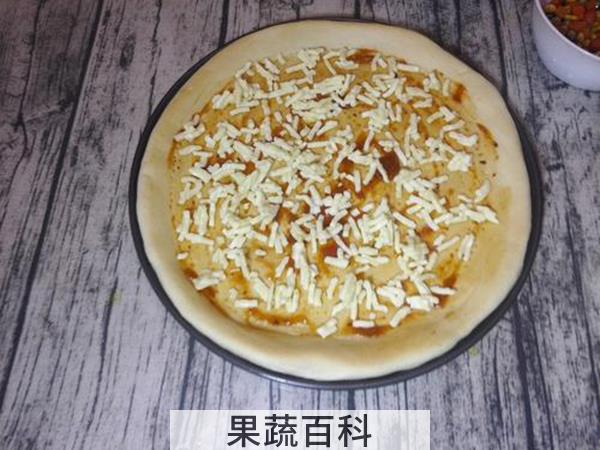 家庭烤箱烤披萨的做法