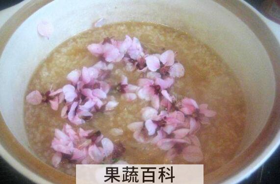 桃花粥怎么做 桃花粥的功效与作用