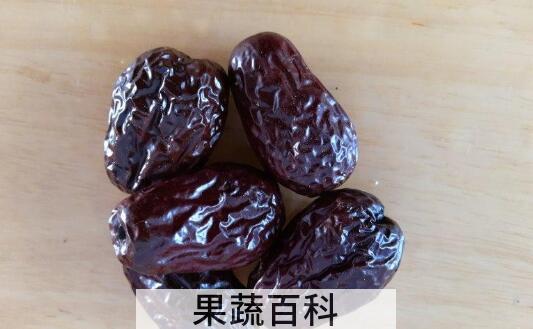 红枣炒黑与炒糊的区别