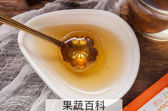 黄连蜂蜜适合什么人喝 黄连蜂蜜的好处与副作用