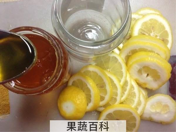 柠檬怎么吃 做菜泡水制蛋糕