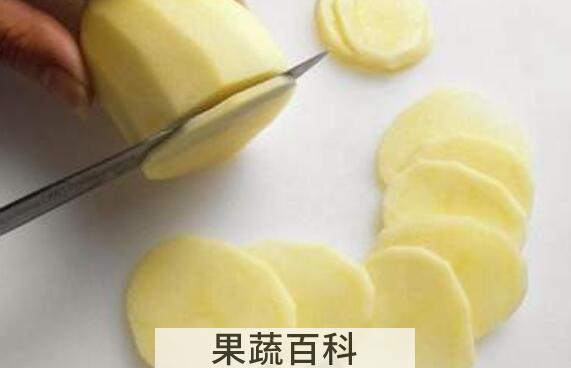 土豆片敷脸的好处