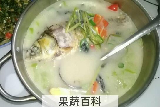 什么人不能喝鲫鱼汤 喝鲫鱼汤的禁忌有哪些