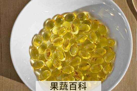 女人吃鱼油的好处与坏处有哪些