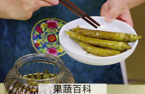 开水烫过的青辣椒怎么腌制