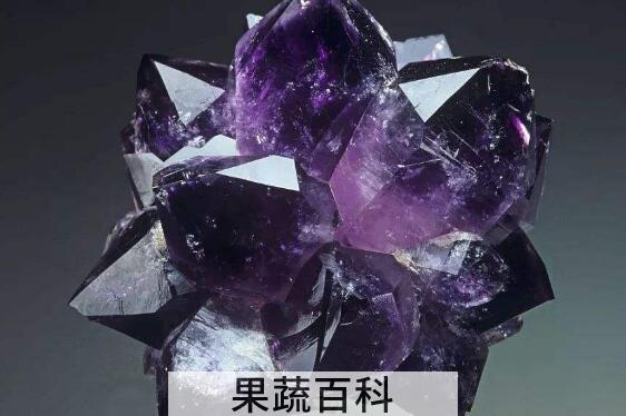 女生佩戴紫水晶的功效与作用及禁忌