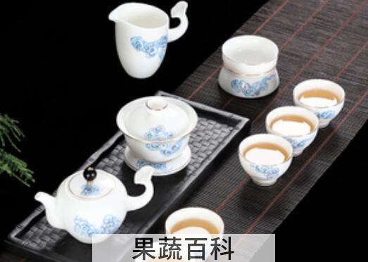 白瓷茶壶壶嘴怎么清洗 白瓷茶壶壶嘴清洗方法