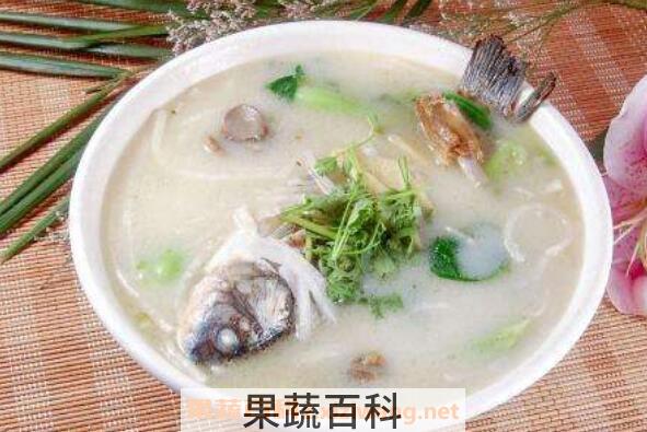 鲫鱼汤的功效与作用及做法