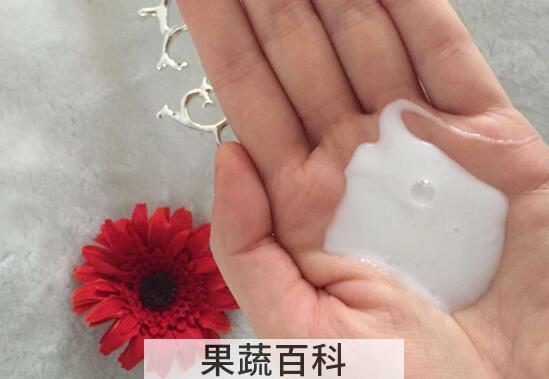 玫瑰乳液的功效与作用 玫瑰乳液制作方法