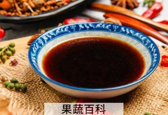 米醋和陈醋的区别 腌菜用白醋和陈醋的区别