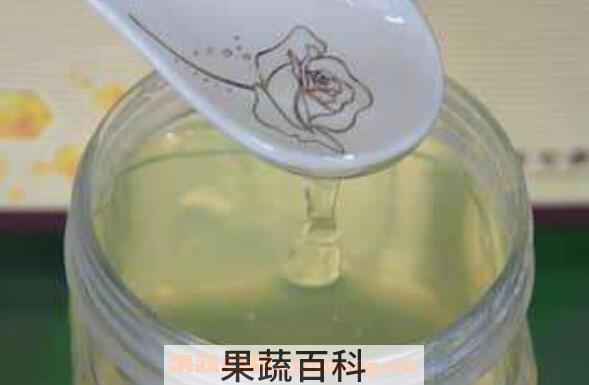 槐花蜂蜜的作用与功效 槐花蜂蜜的食用方法