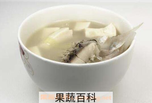 鲫鱼汤的功效与作用及做法