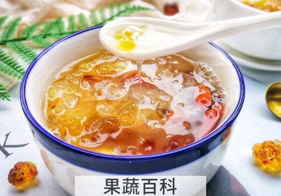 红枣银耳莲子汤的做法 功效及禁忌
