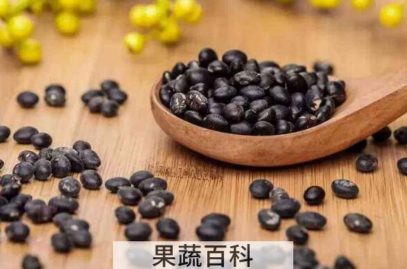 女人每天吃黑豆的好处与功效