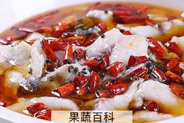 草鱼怎么做好吃 水煮草鱼的家常做法