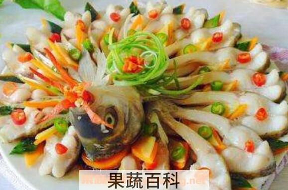 草鱼怎么做好吃 水煮草鱼的家常做法
