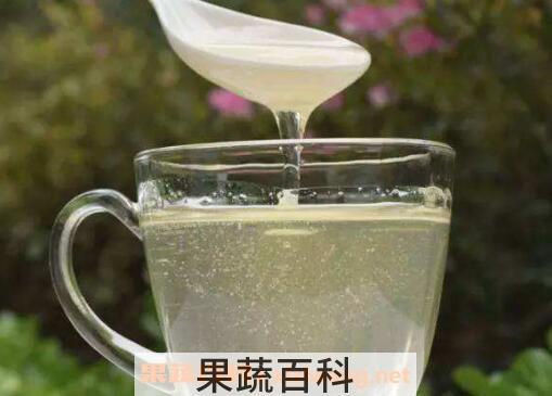 洋槐蜜和槐花蜜有什么区别 怎样鉴别洋槐蜜的质量