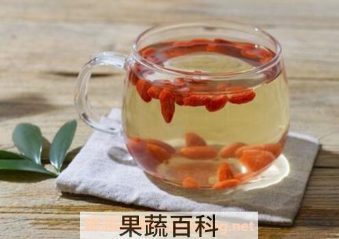 蜂蜜枸杞泡水喝的作用