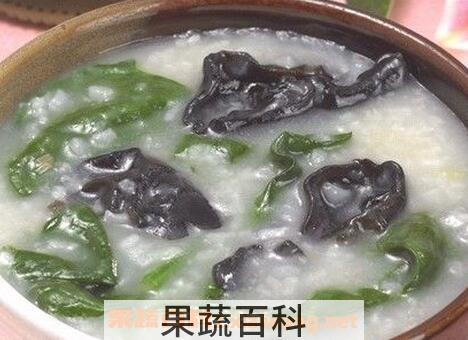 白菜木耳粥的做法