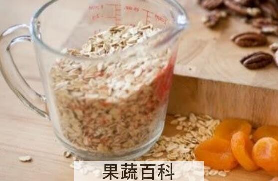 燕麦泡水喝的功效与作用