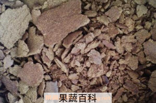  菜籽饼如何发酵成花肥 菜籽饼如何做土壤肥料
