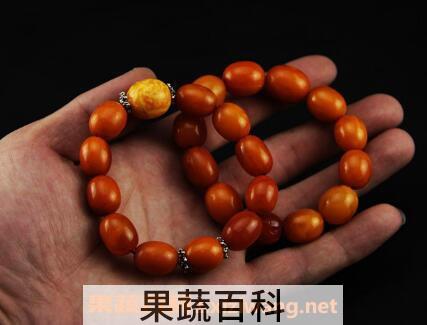 蜜蜡是什么形成的 蜜蜡为什么不能送人