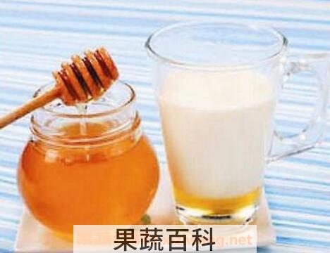 睡前蜂蜜加牛奶的好处和坏处