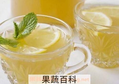  喝蜂蜜水有什么好处 喝蜂蜜水的功效与作用