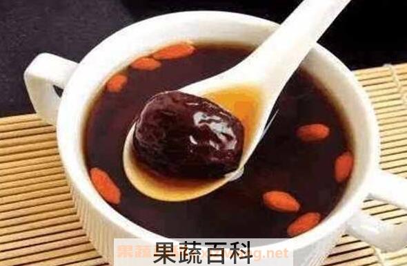 红糖水什么时候喝最好 喝红糖水的好处与功效
