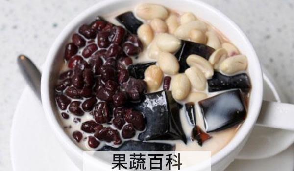 奶茶里的仙草是什么