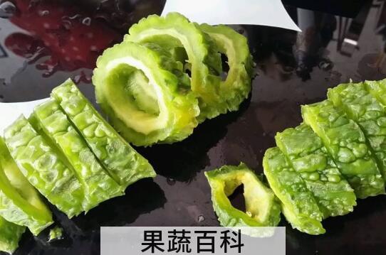 苦瓜和花苦瓜的区别 苦瓜的吃法