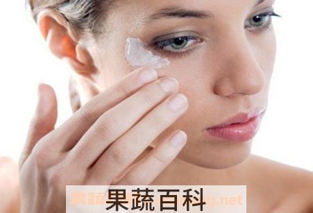 蜂王浆敷脸