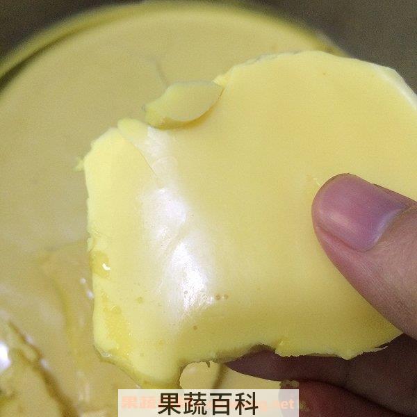 熬制蜂蜡