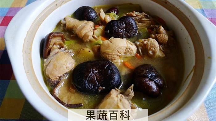 清炖鸡汤的做法