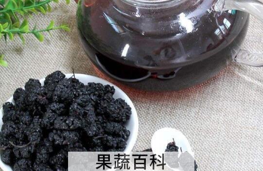 黑果泡酒的功效与作用 黑果的食用方法