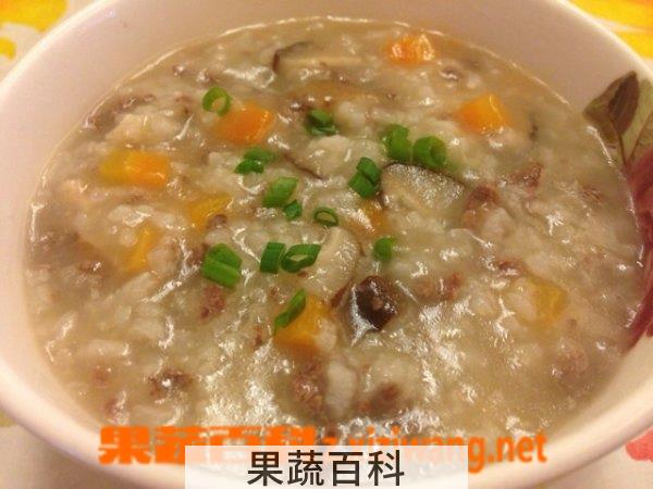 果蔬百科胡萝卜香菇牛肉粥的做法