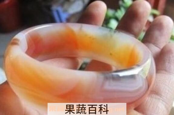玉髓和玛瑙的区别