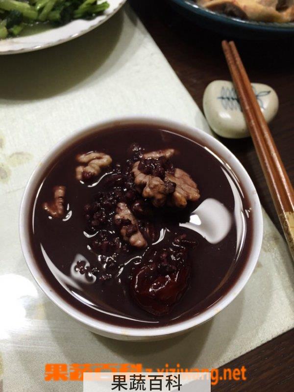 果蔬百科无花果红薯血糯米粥的做法