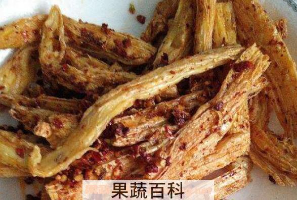 如何用面粉自制辣条 面粉制作简易辣条做法
