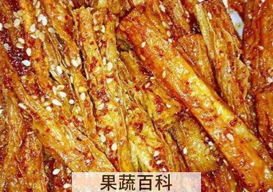 如何用面粉自制辣条 面粉制作简易辣条做法