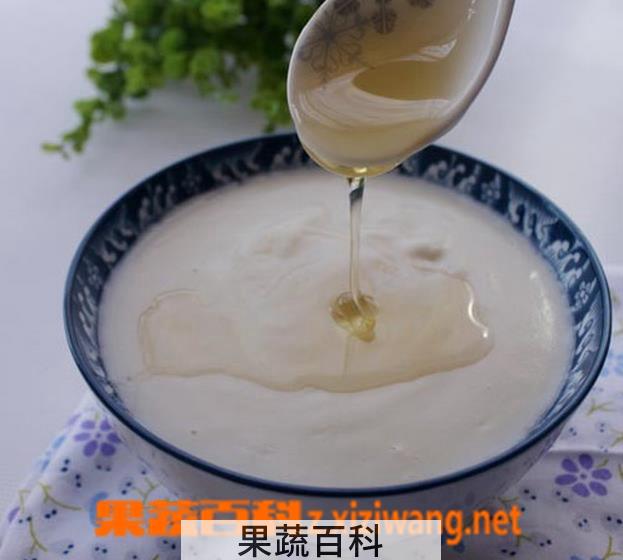 果蔬百科杏仁麦粥的做法