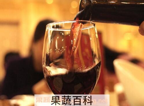 喝红酒的好处和坏处有哪些