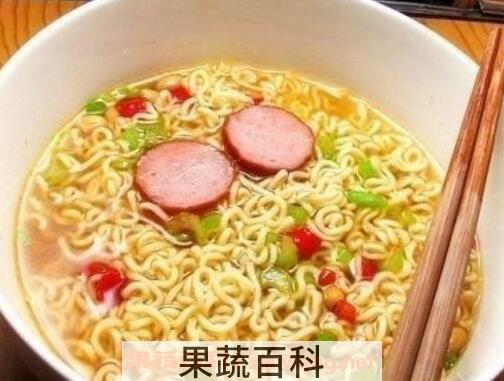 方便面是怎么做出来的 方便面的制作过程