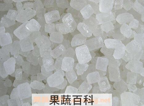 冰糖和白砂糖的区别 冰糖的常见吃法