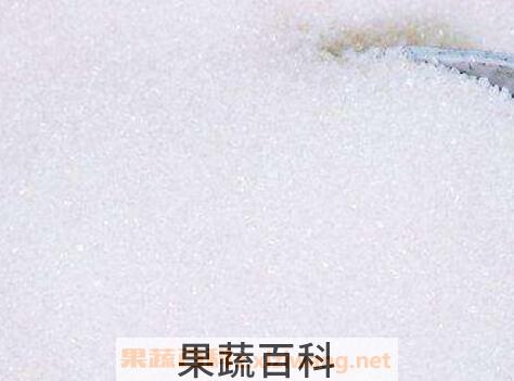 冰糖和白砂糖的区别 冰糖的常见吃法